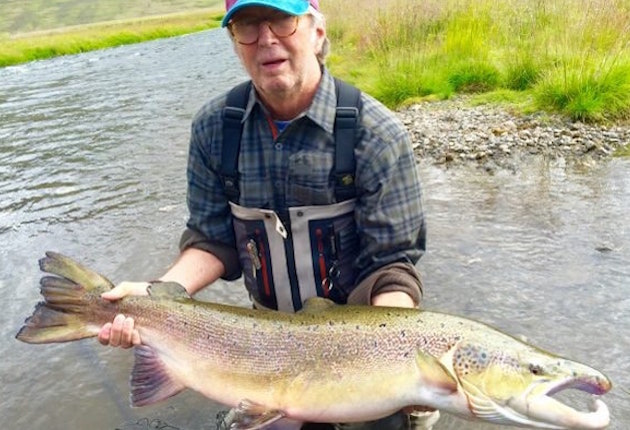 Eric Clapton Lands a Huge Salmon On Fly Tackle