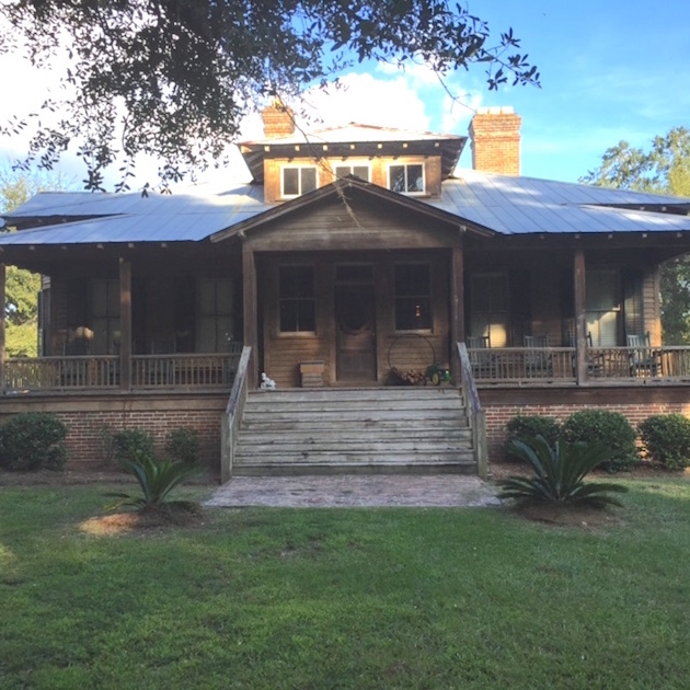 The lodge at Deerfield Plantation. (Photo: Duncan Grant)