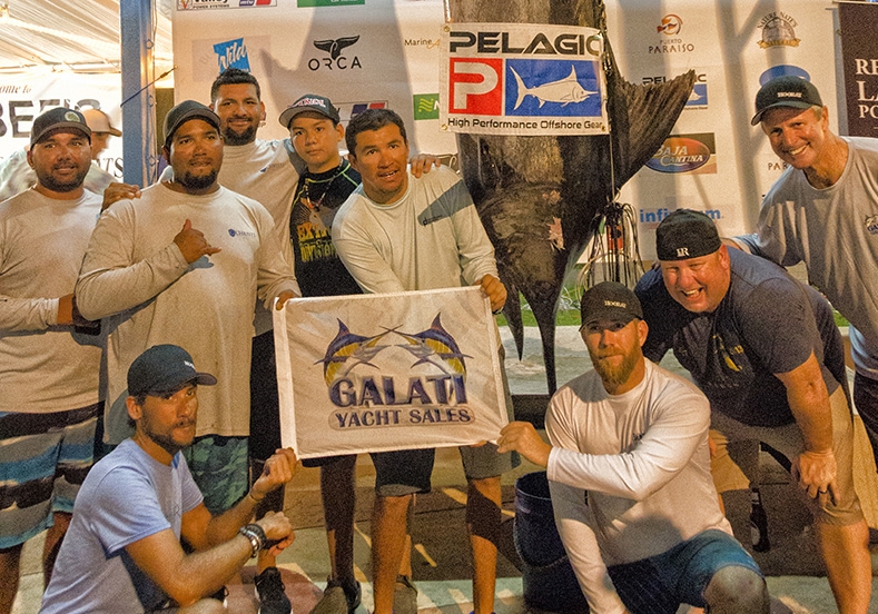 Team Hooray Wins Marlin Tourney with 574-Pound Blue