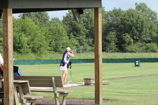 shotgun shooting tournament woman competitor