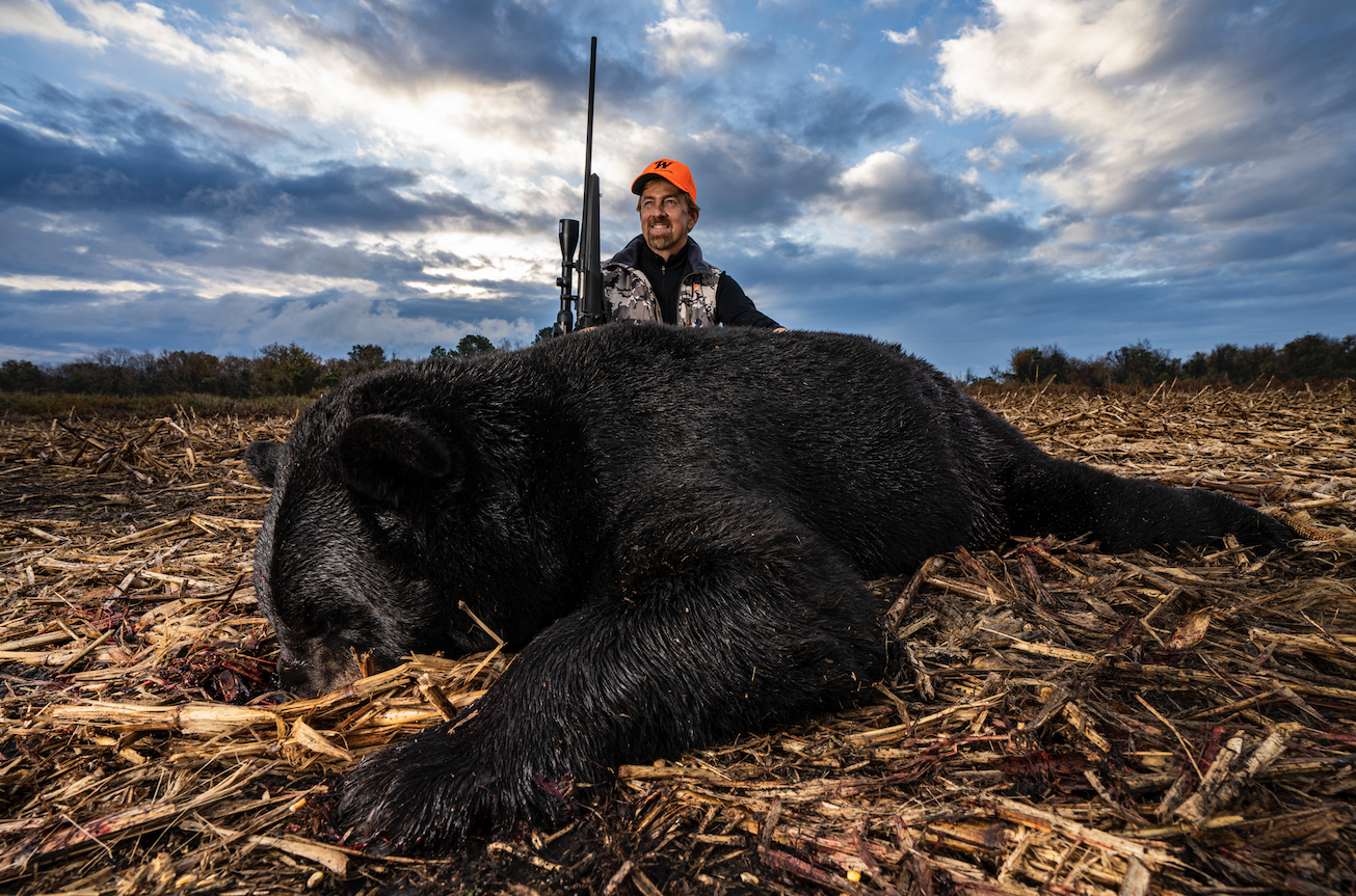 hunting giant black bears in north carolina